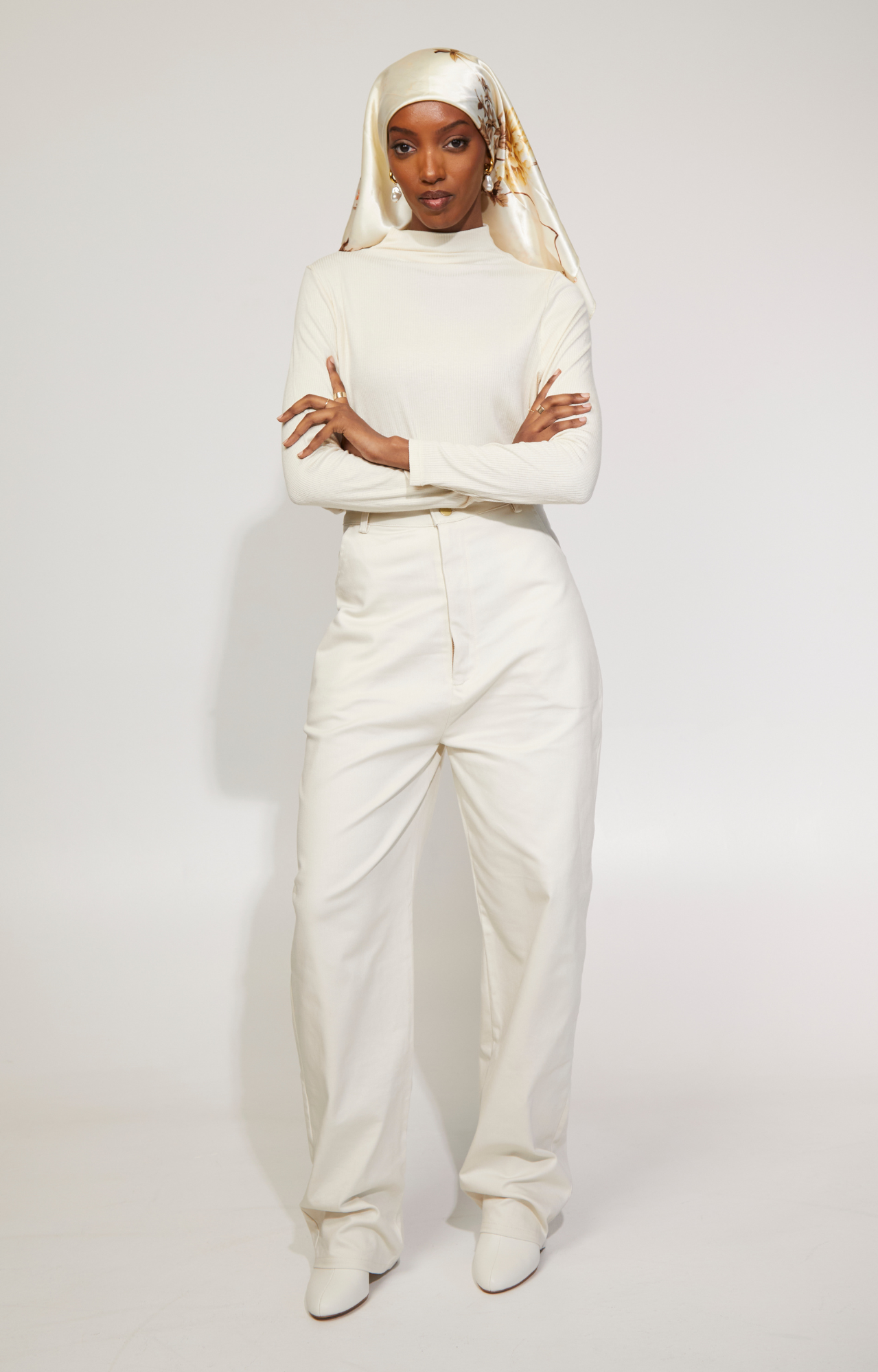 Ultra High Waisted Baggy Jeans